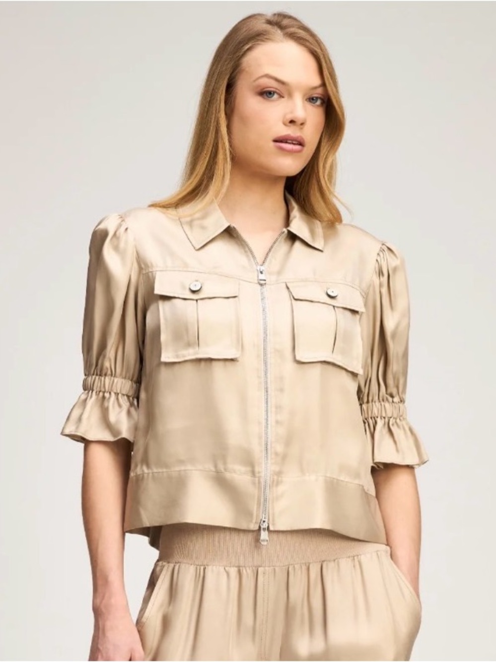 Cinq a Sept Holly Khaki Satiny Utility Jacket Gathered Short Sleeve Cupro Sz Med